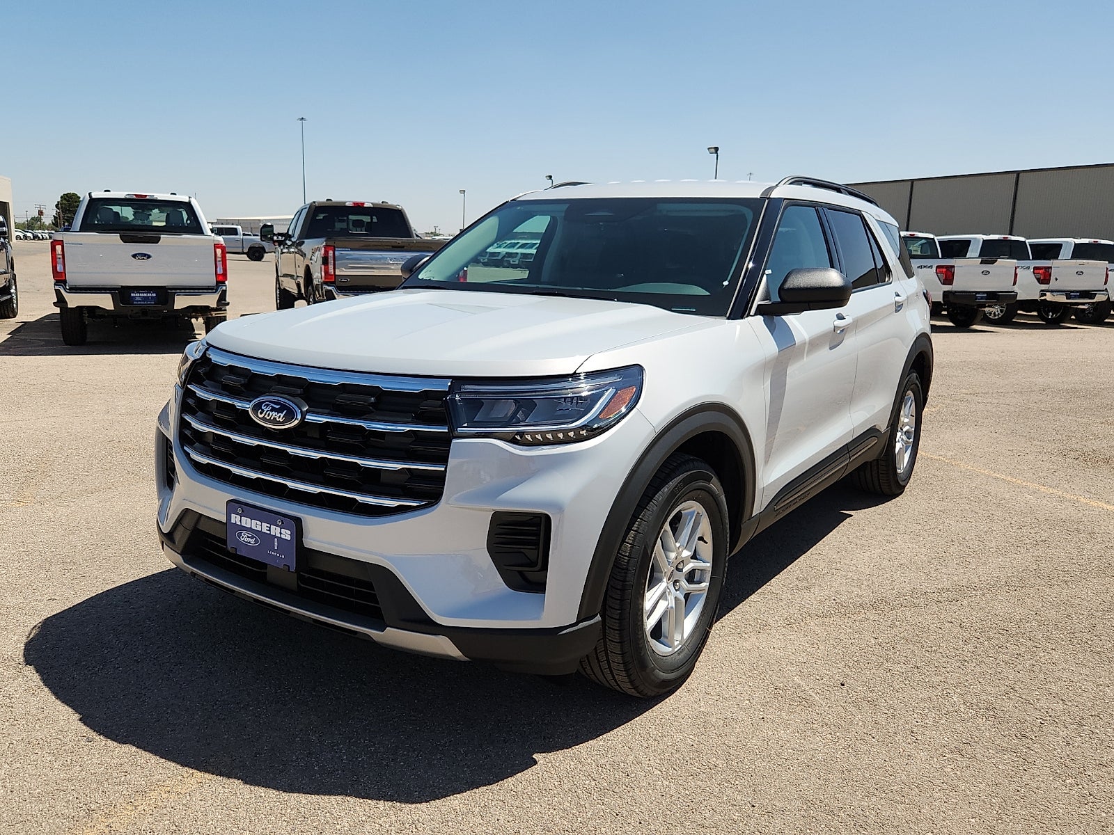 2026 Ford Explorer Active w/200A Pkg