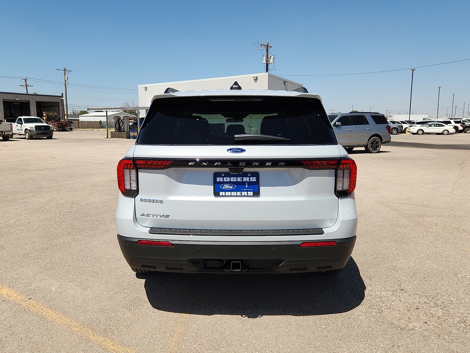 2026 Ford Explorer Active w/200A Pkg