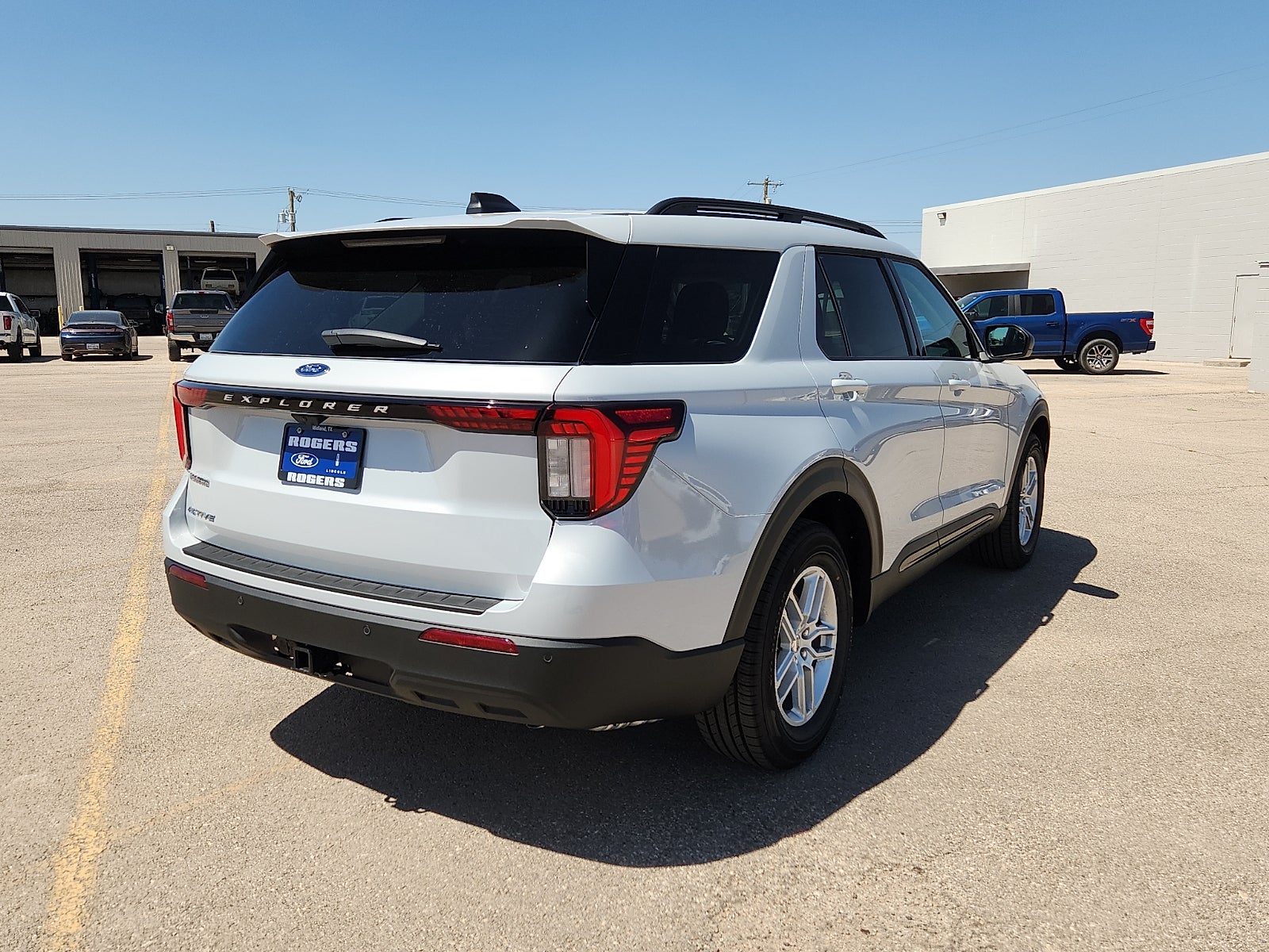 2026 Ford Explorer Active w/200A Pkg