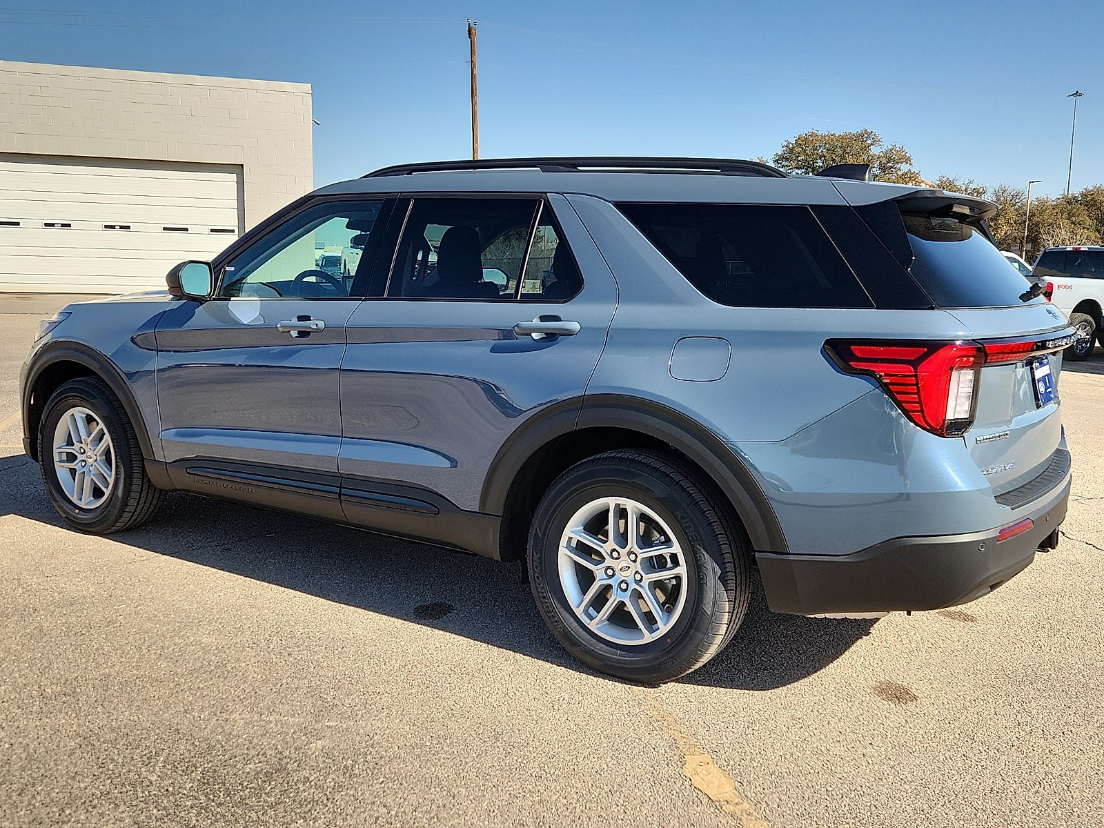 2026 Ford Explorer Active w/200A Pkg