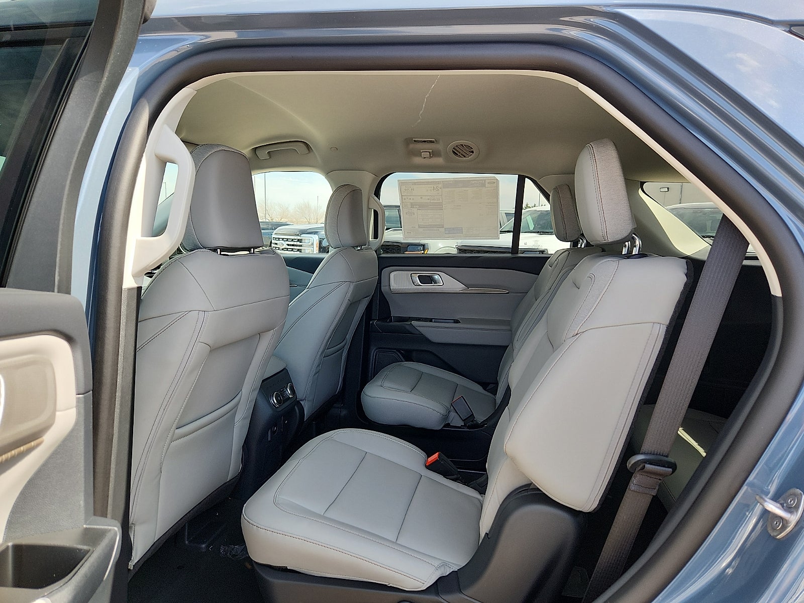 2026 Ford Explorer Active w/200A Pkg