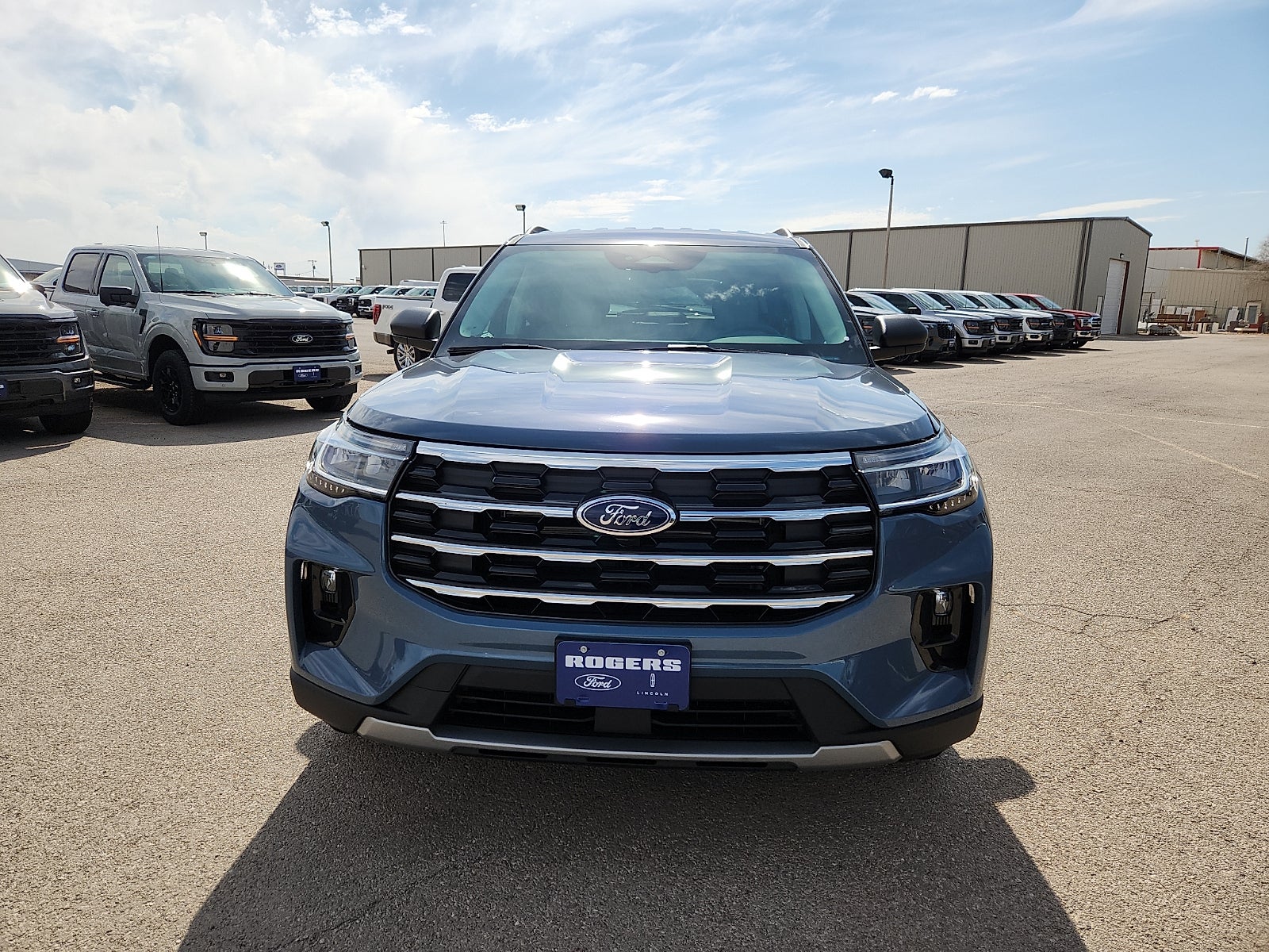 2026 Ford Explorer Active w/200A Pkg