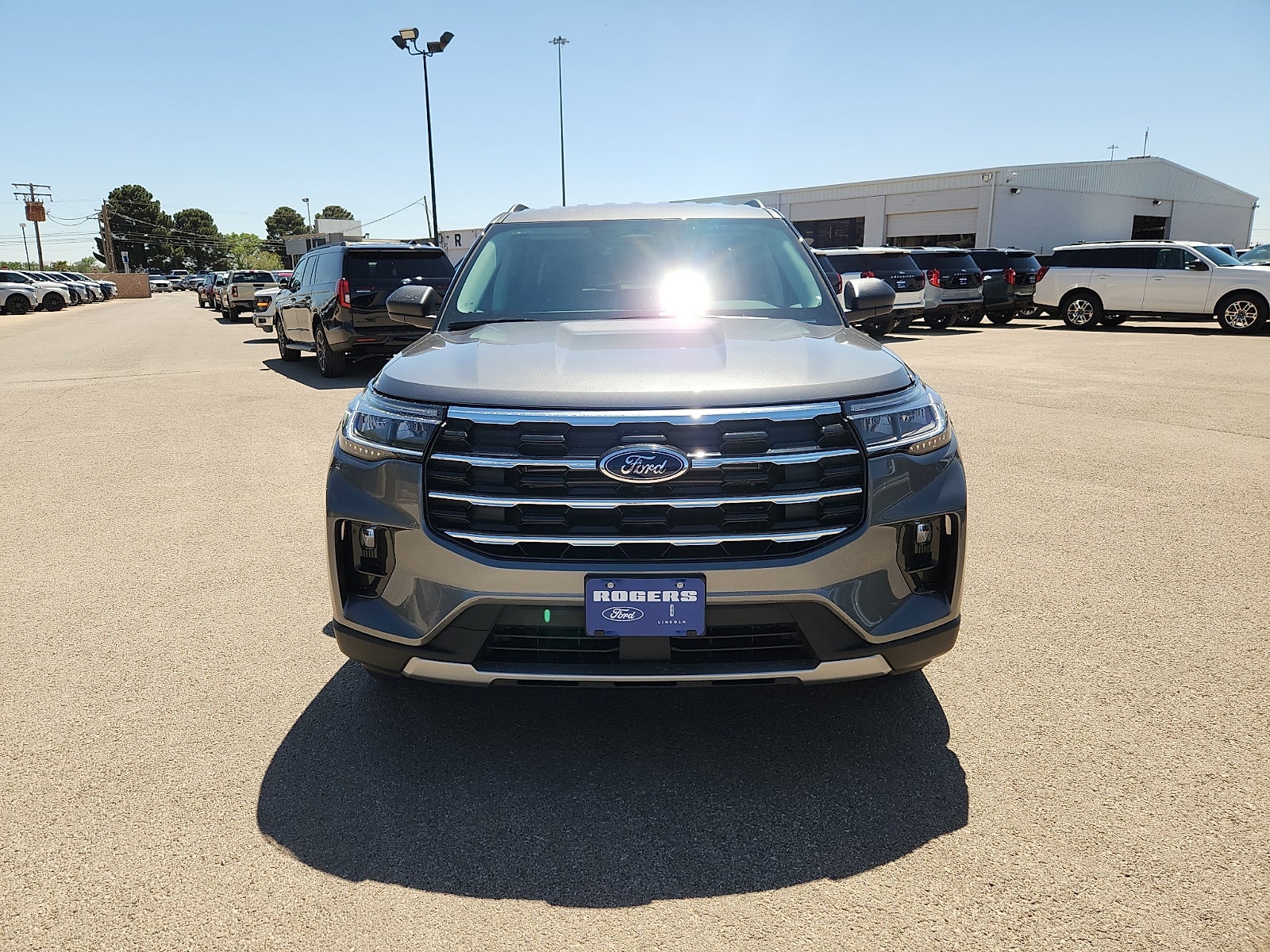 2026 Ford Explorer Active w/200A Pkg