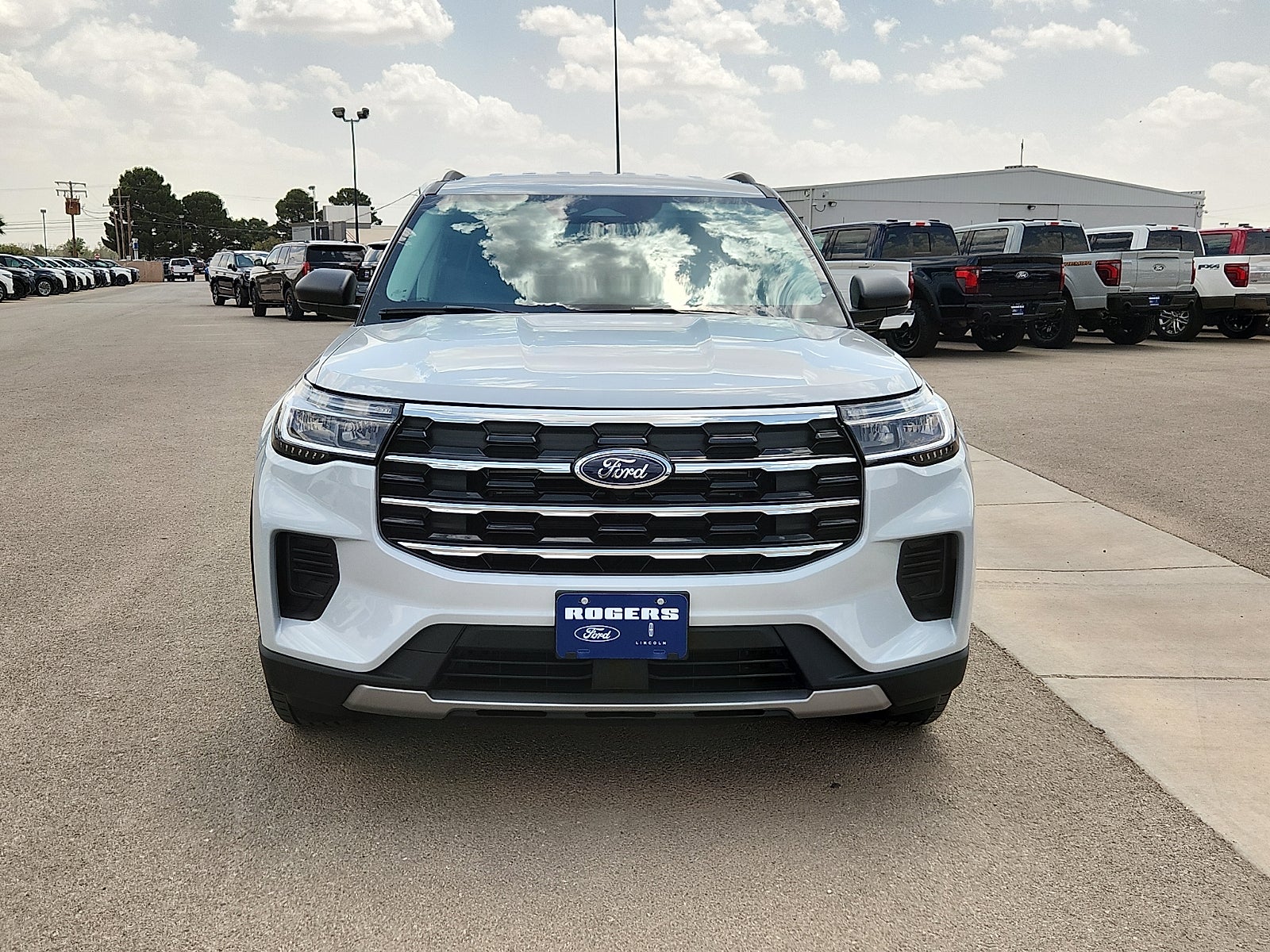 2026 Ford Explorer Active w/200A Pkg