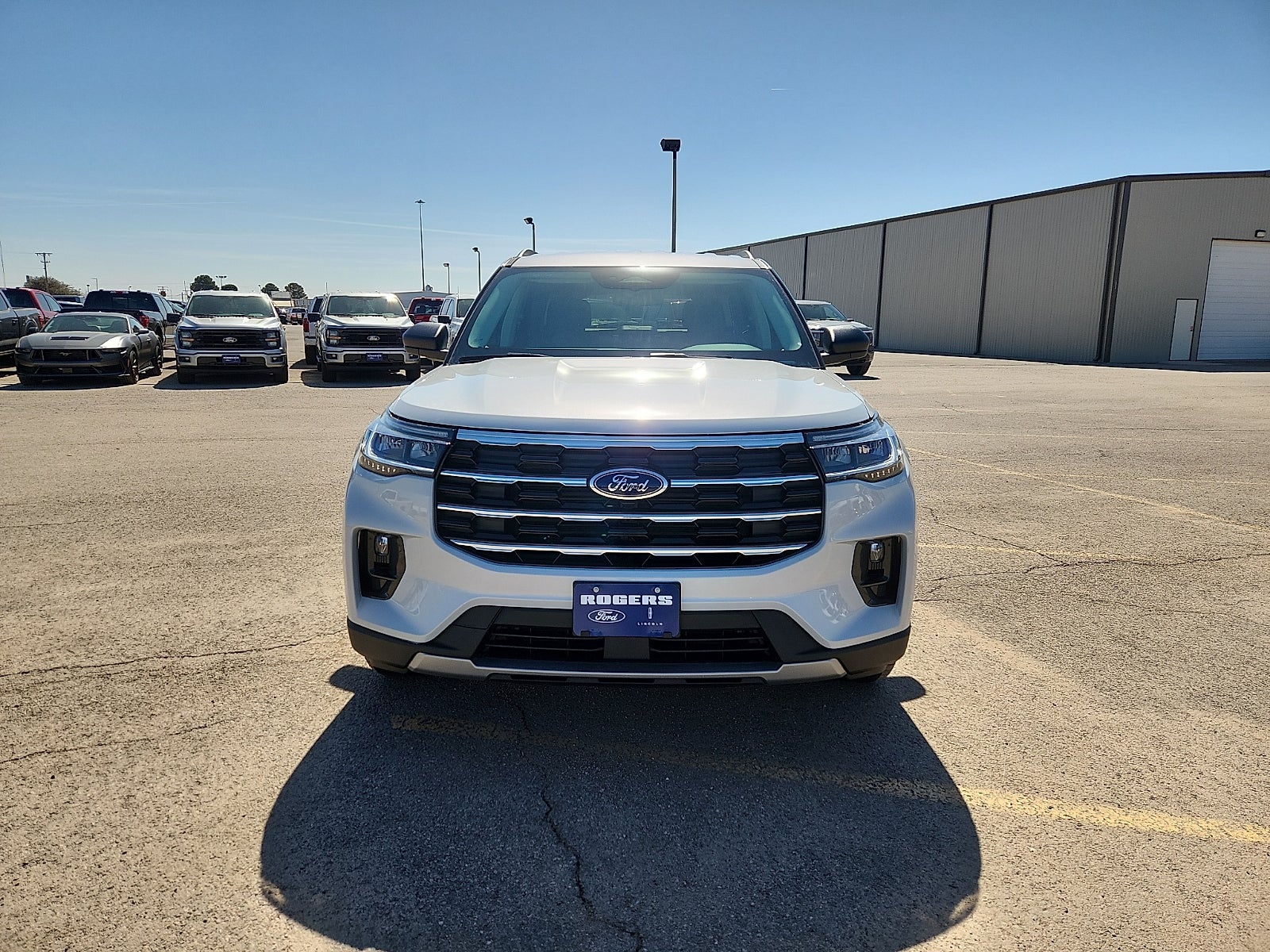 2026 Ford Explorer Active w/200A Pkg