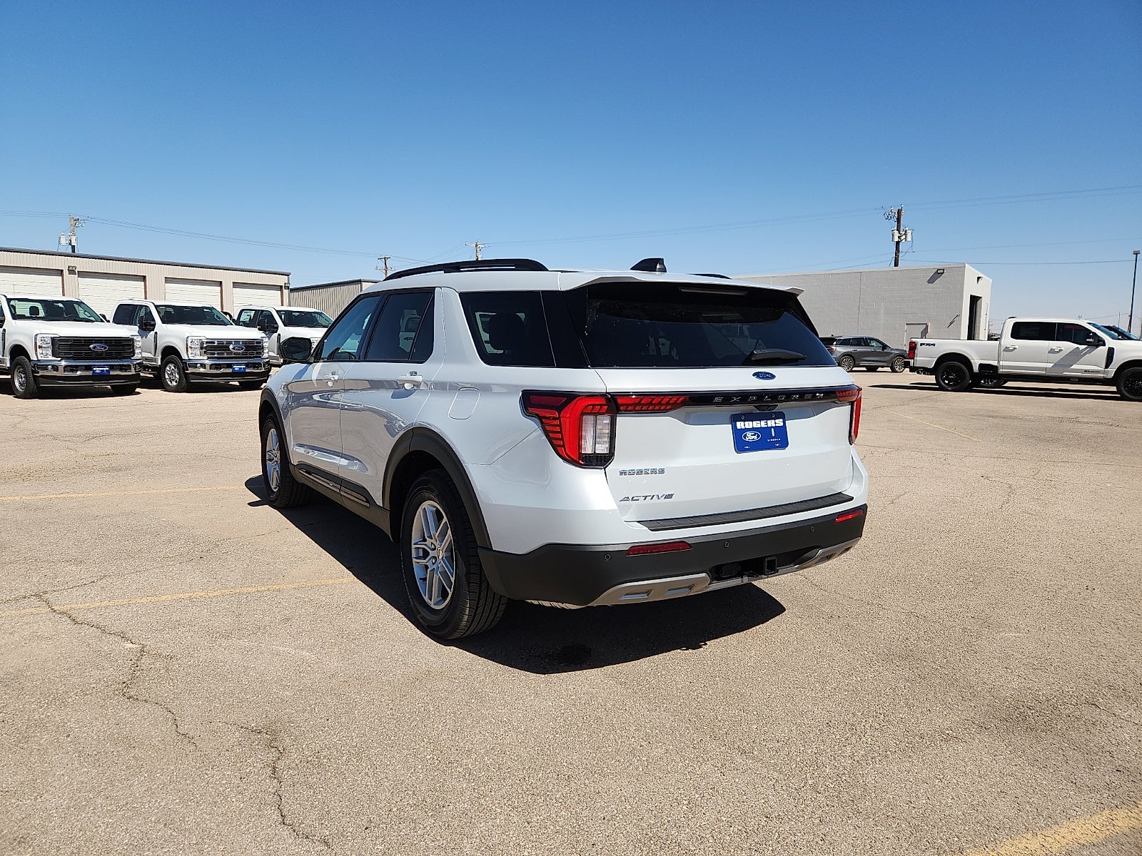 2026 Ford Explorer Active w/200A Pkg