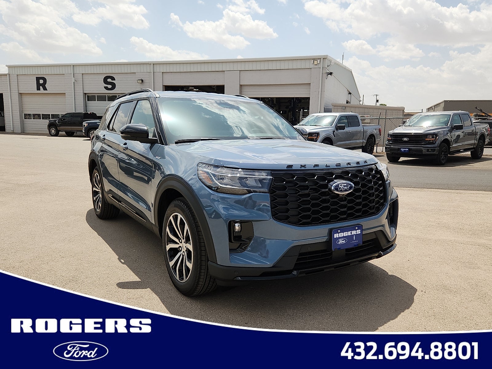 2026 Ford Explorer ST-Line
