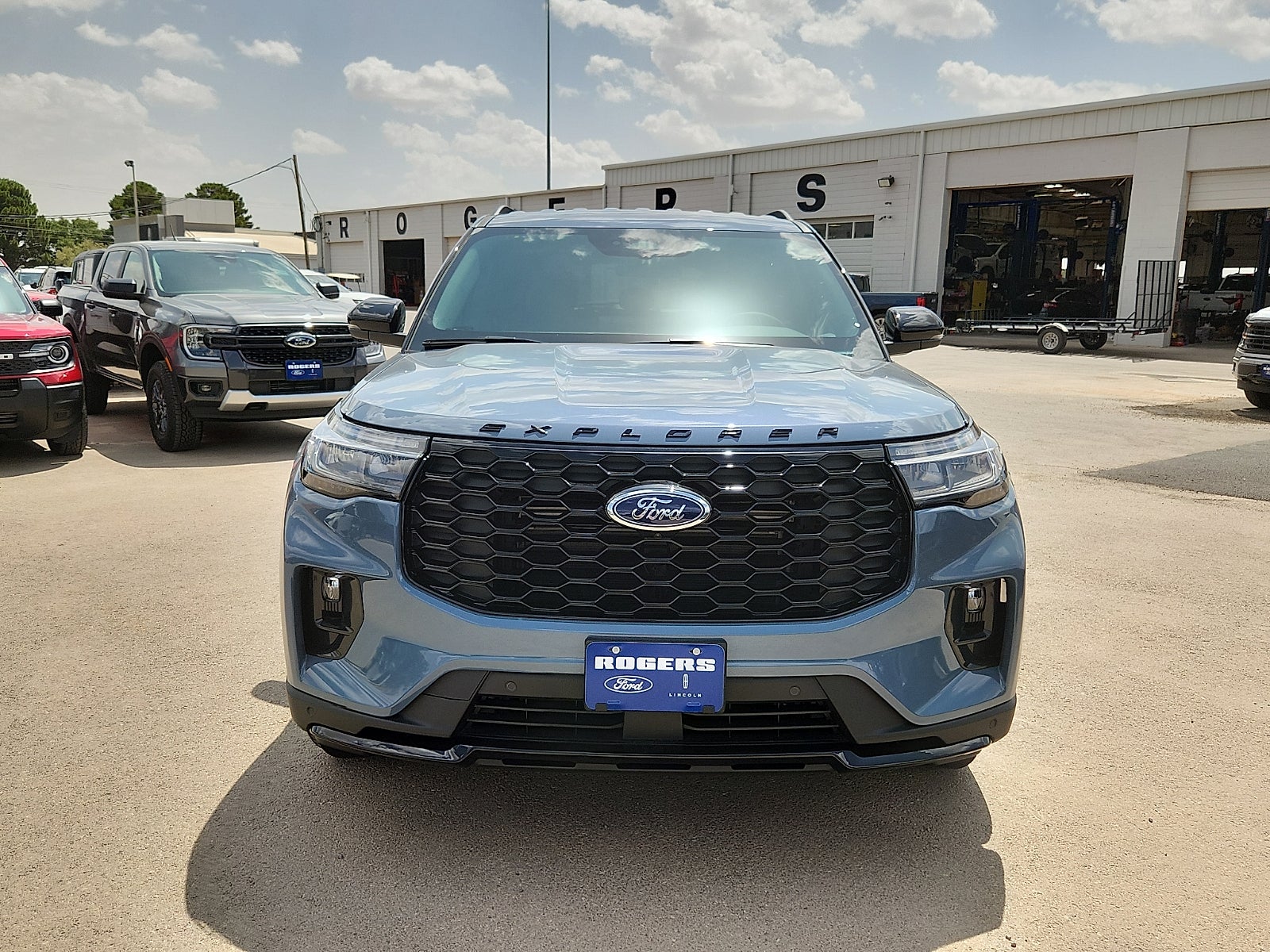 2026 Ford Explorer ST-Line