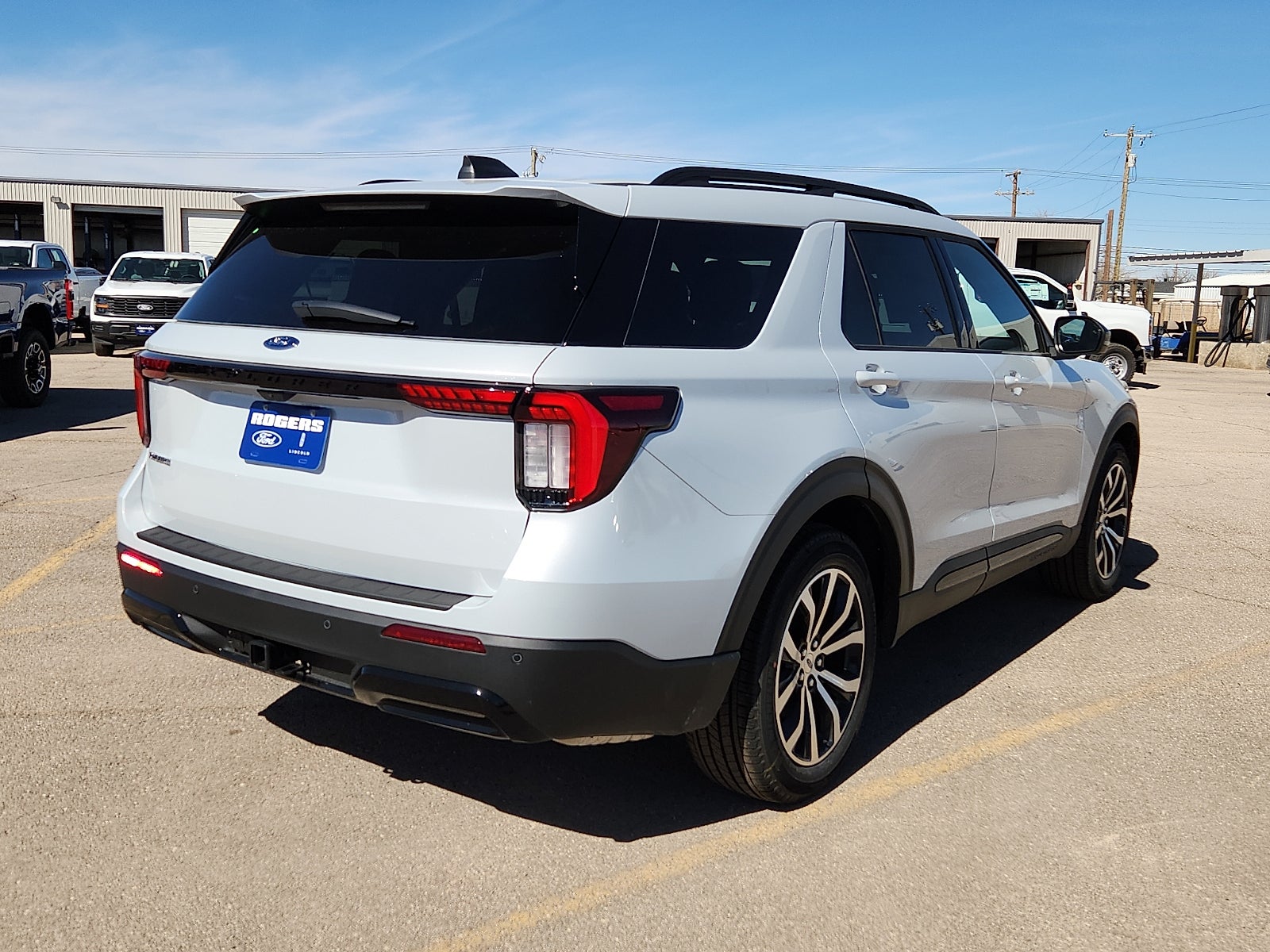 2026 Ford Explorer ST-Line