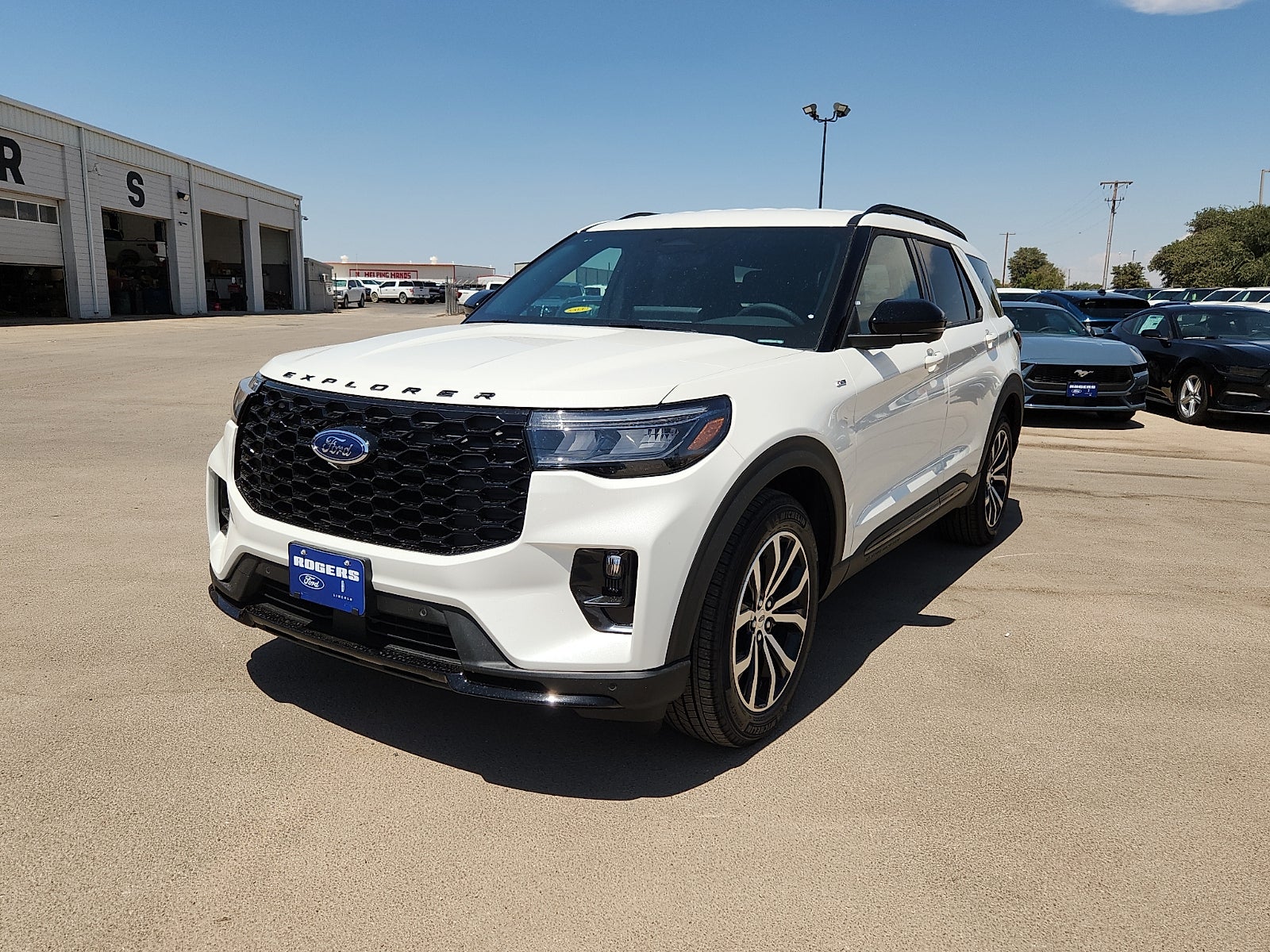 2026 Ford Explorer ST-Line