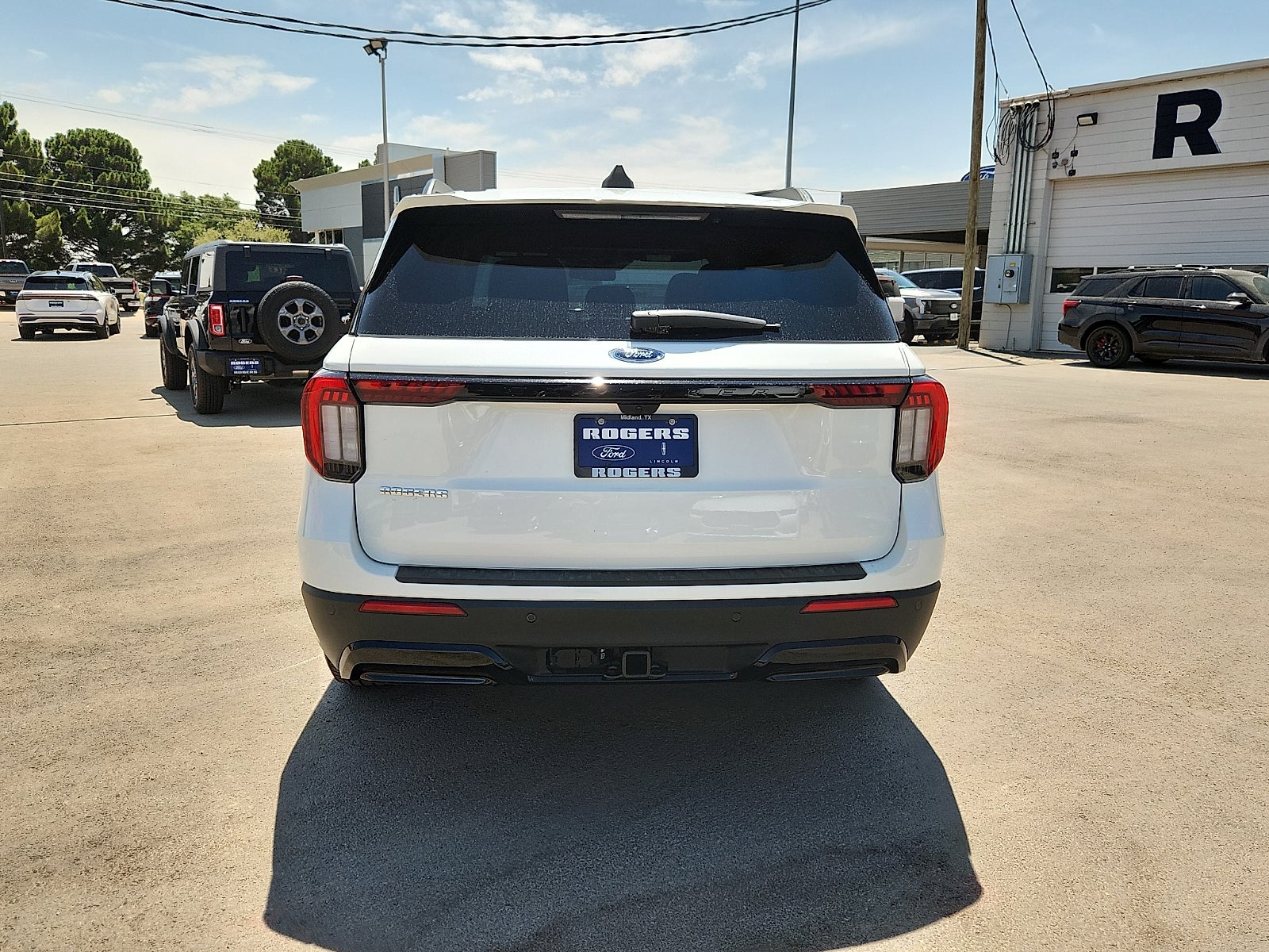2026 Ford Explorer ST-Line