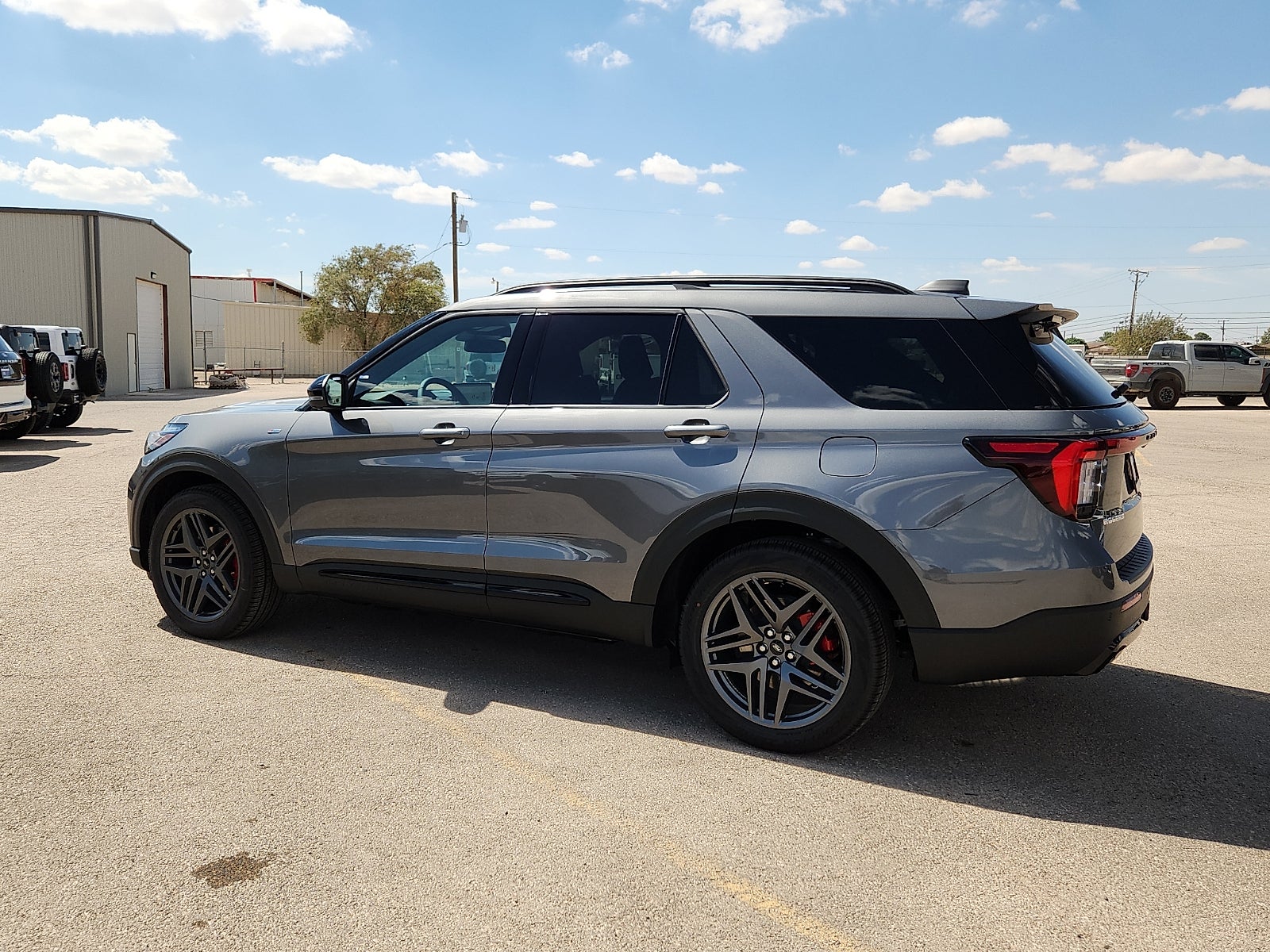 2027 Ford Explorer ST-Line