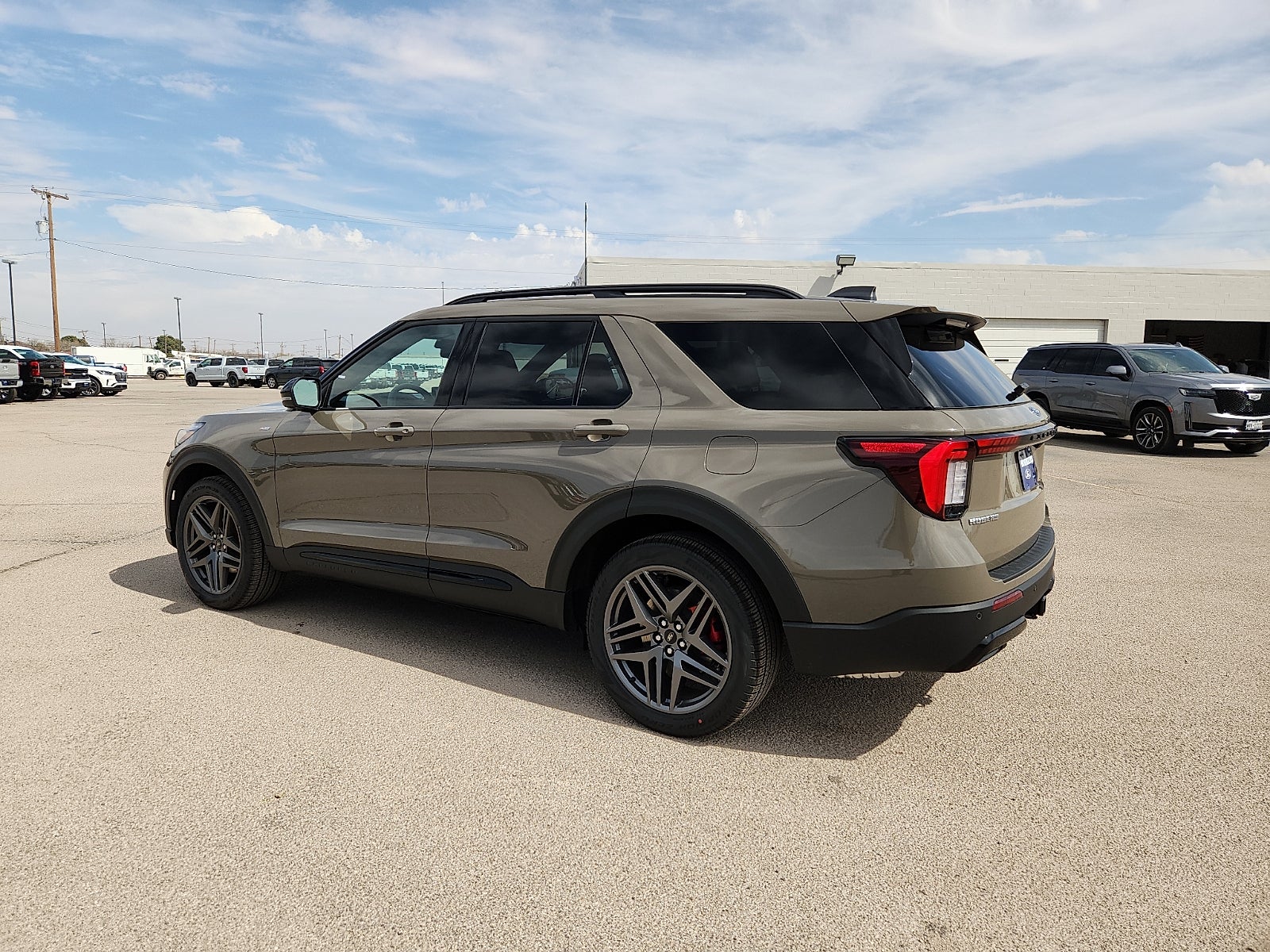 2026 Ford Explorer ST-Line