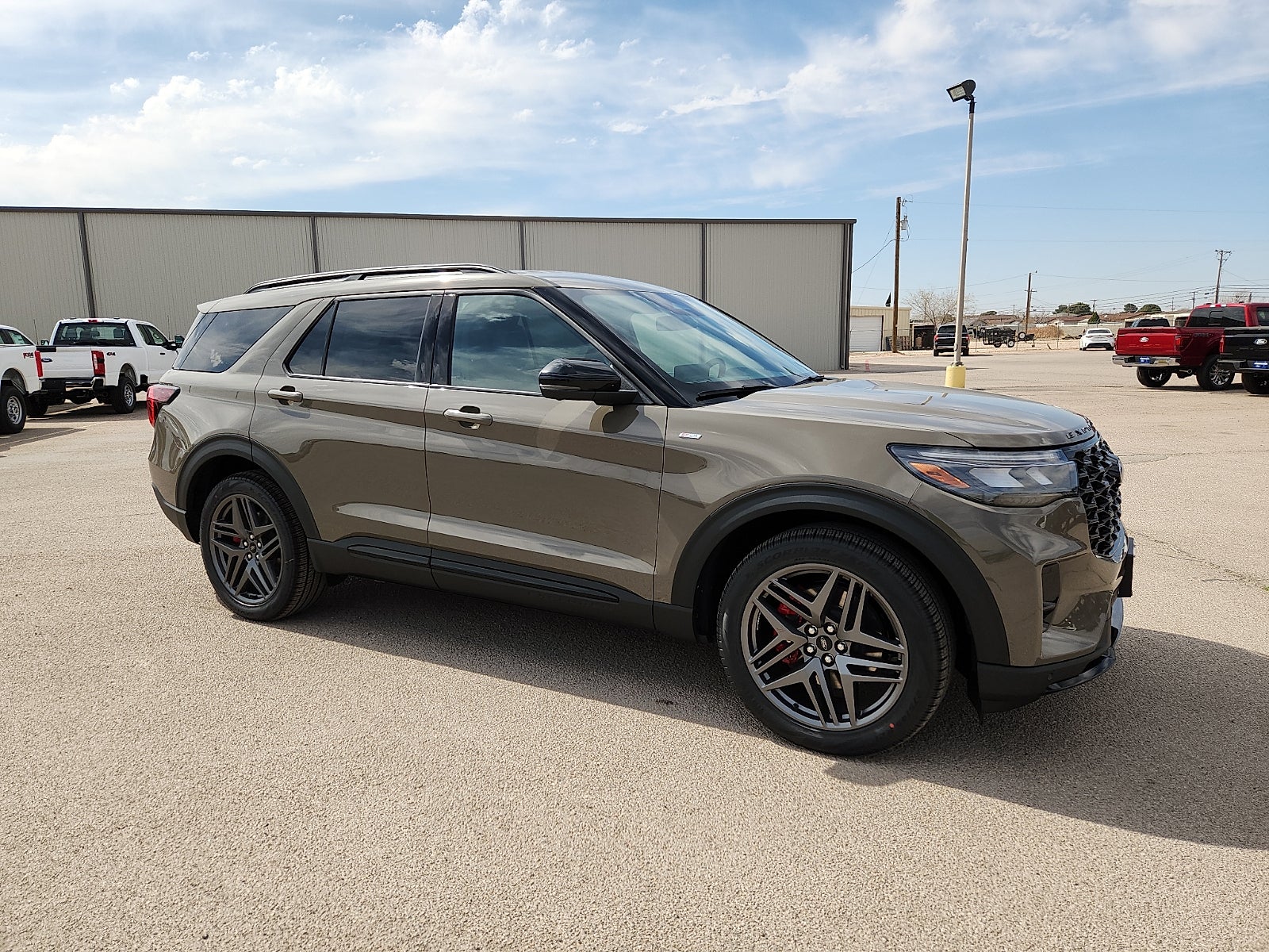 2026 Ford Explorer ST-Line