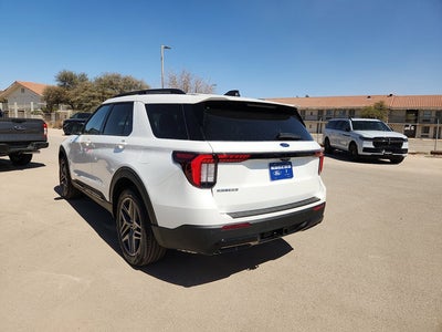 2026 Ford Explorer ST-Line