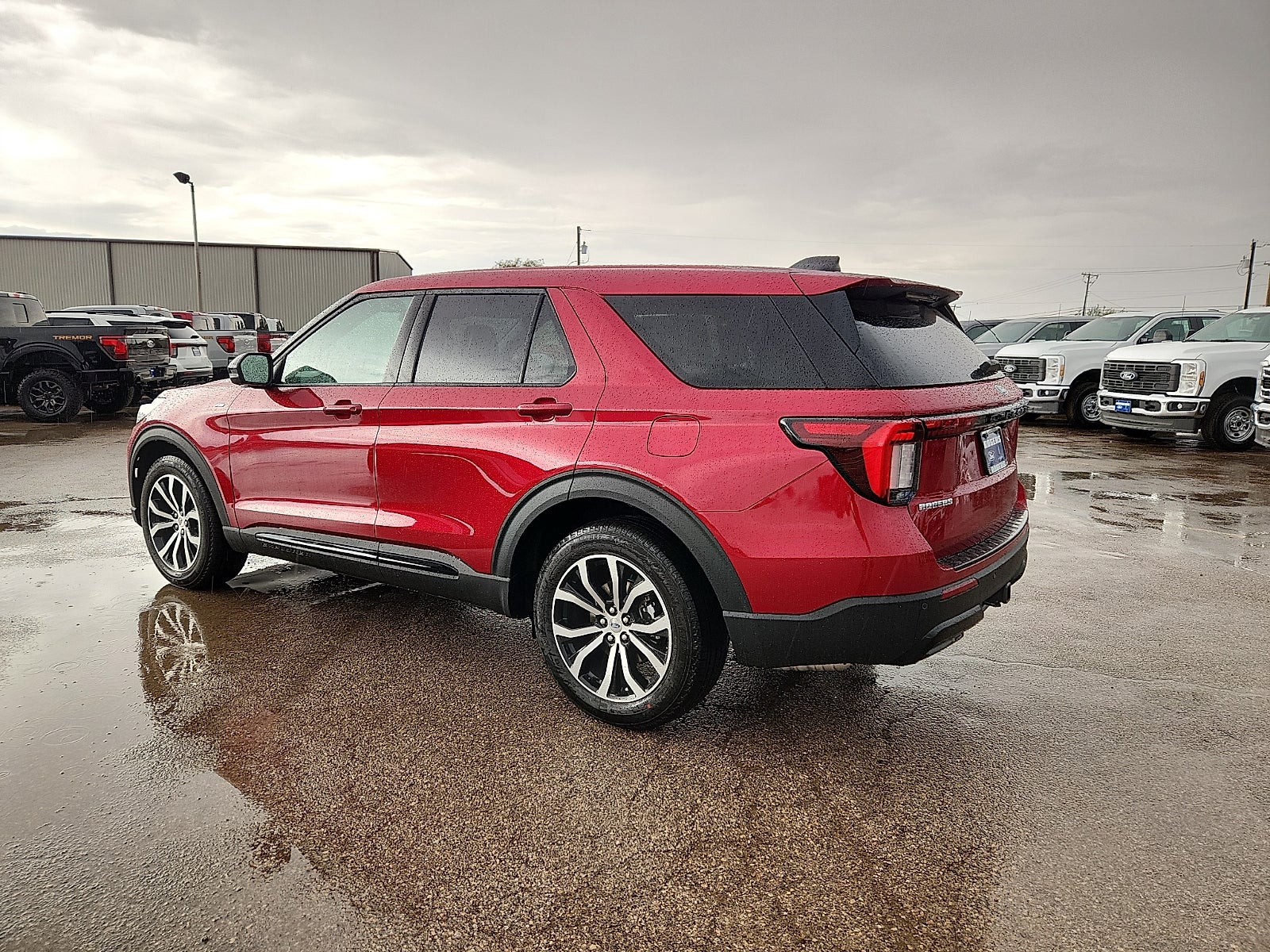 2027 Ford Explorer ST-Line