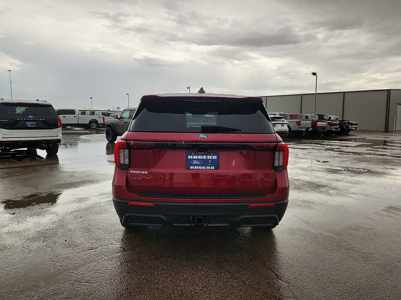 2027 Ford Explorer ST-Line