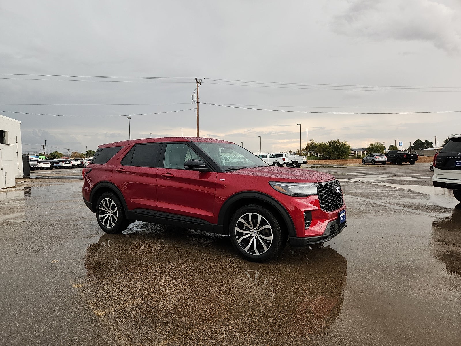 2027 Ford Explorer ST-Line