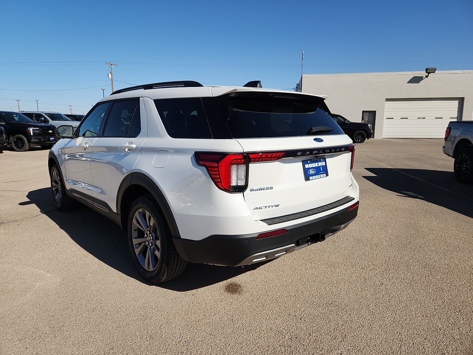 2026 Ford Explorer Active w/100A Pkg