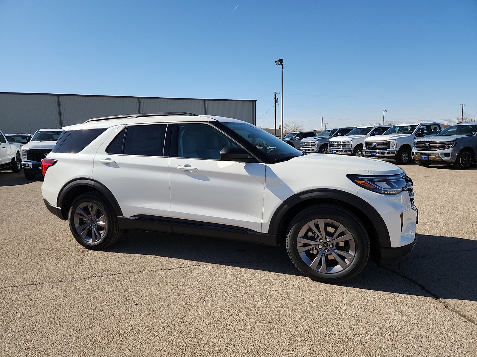 2026 Ford Explorer Active w/100A Pkg