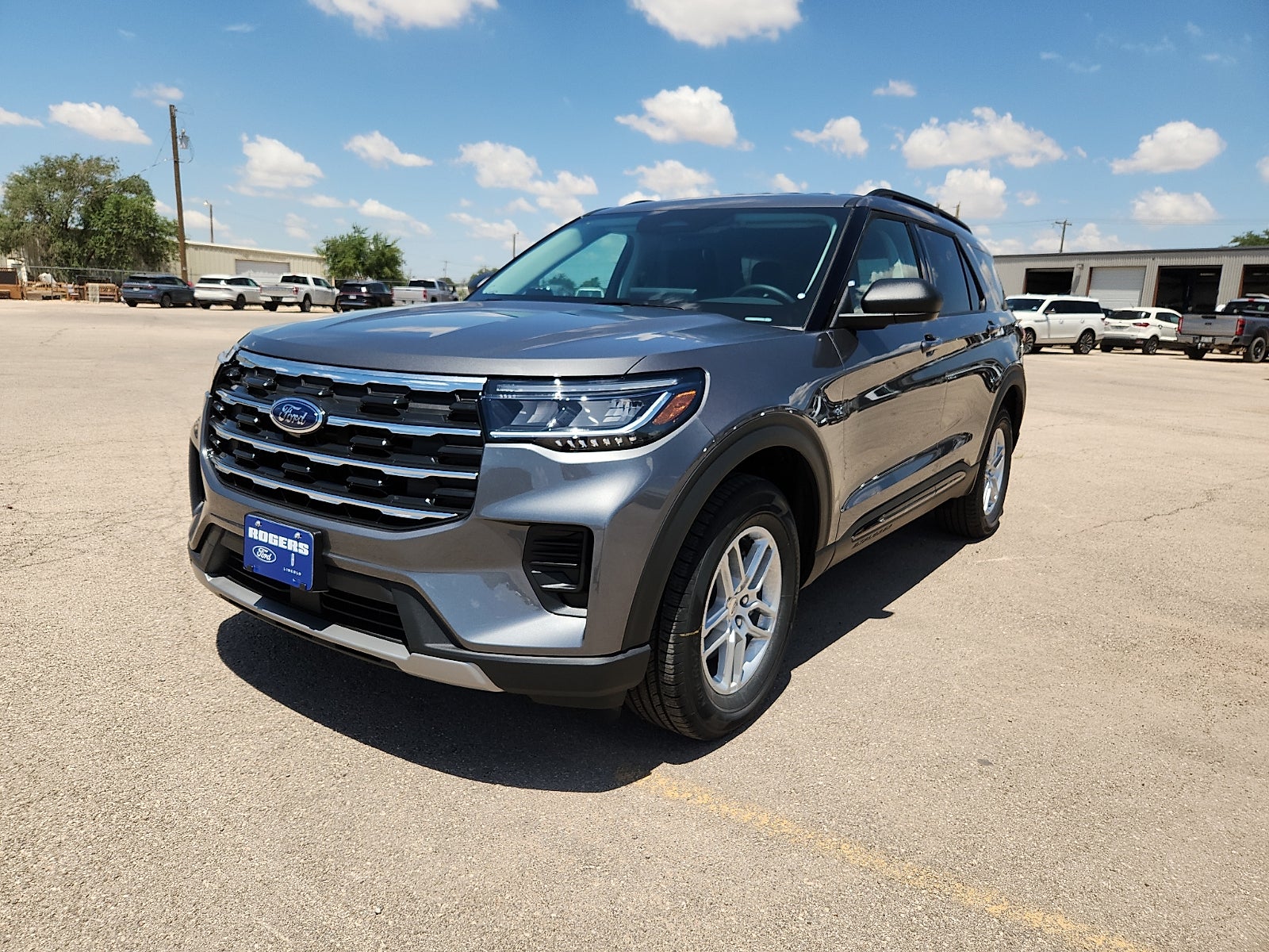 2026 Ford Explorer Active w/200A Pkg