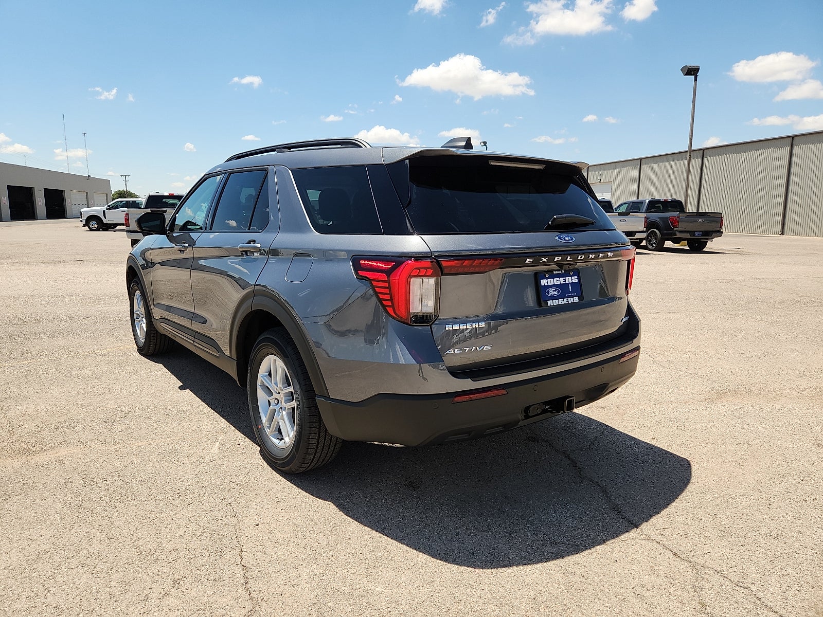 2026 Ford Explorer Active w/200A Pkg