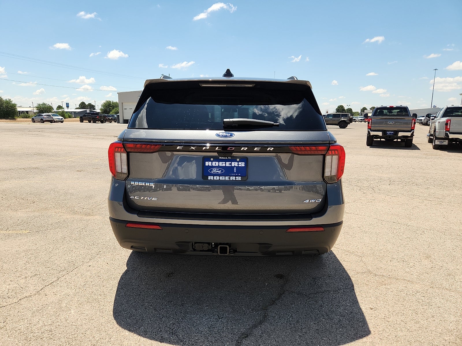 2026 Ford Explorer Active w/200A Pkg