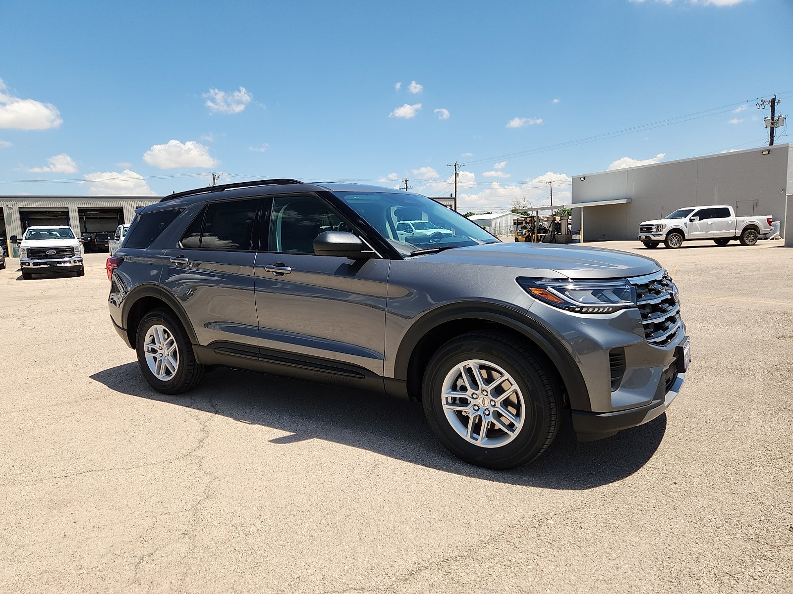 2026 Ford Explorer Active w/200A Pkg