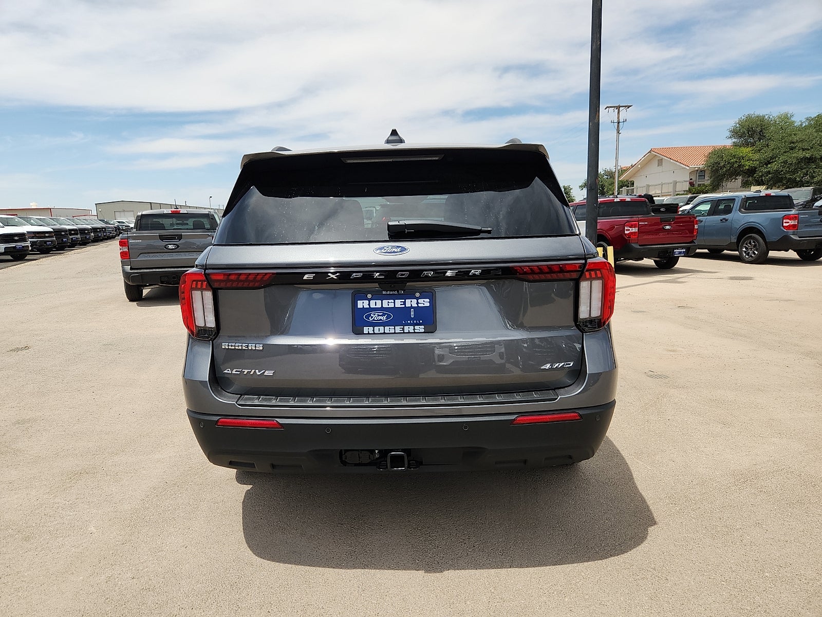 2026 Ford Explorer Active w/200A Pkg