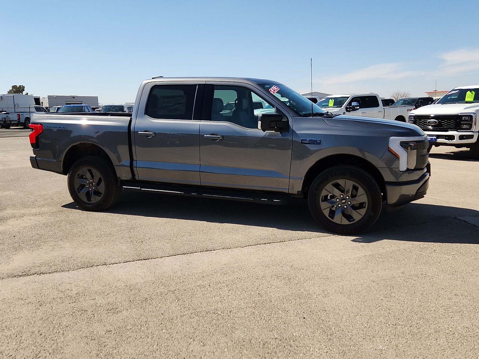 2025 Ford F-150 Lightning Flash