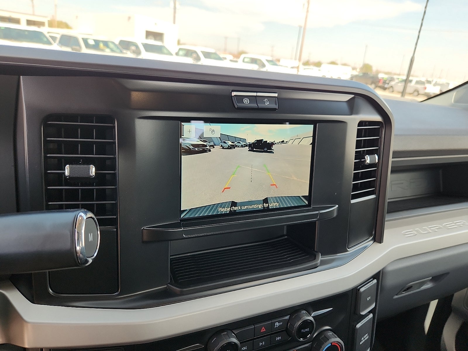 2027 Ford F-250SD XL