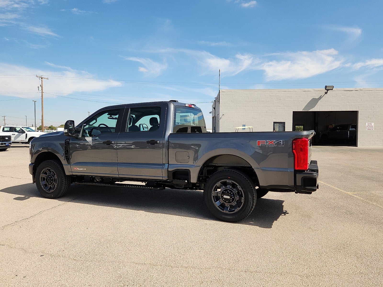 2027 Ford F-250SD XL