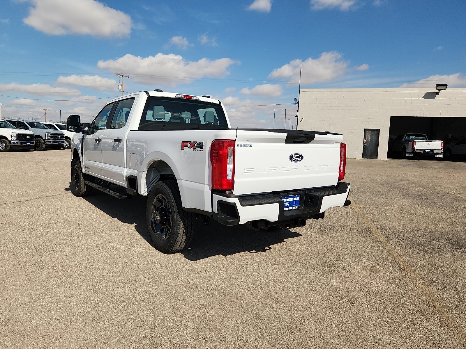 2027 Ford F-250SD XL