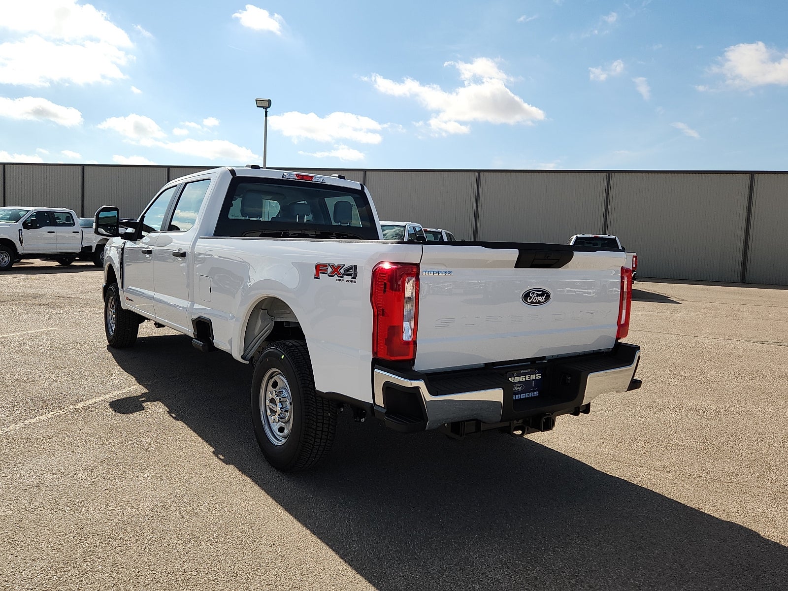 2027 Ford F-250SD XL