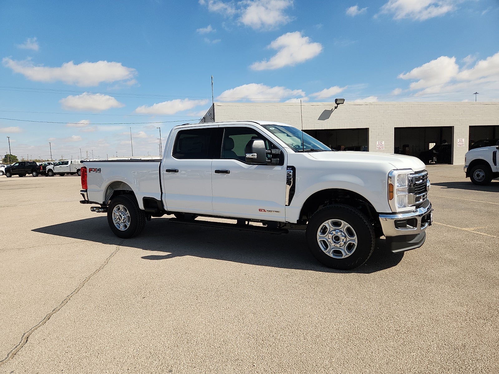 2027 Ford F-250SD XLT