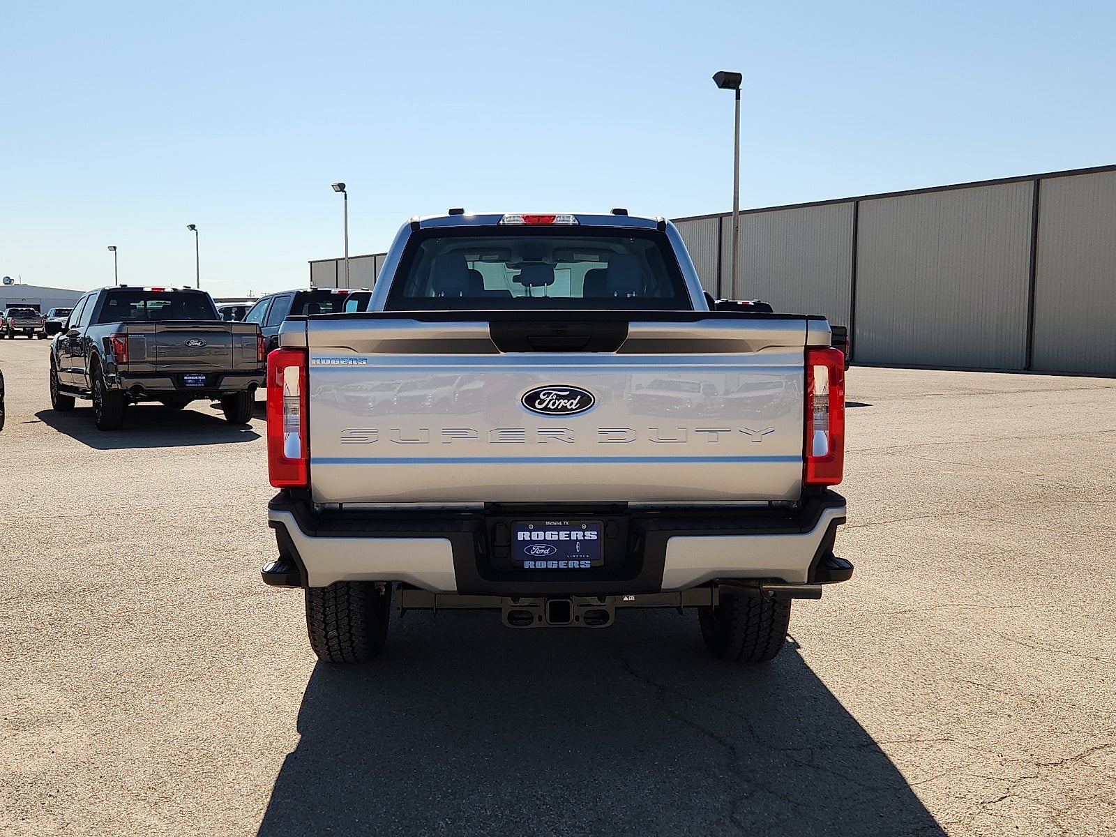 2027 Ford F-250SD XL