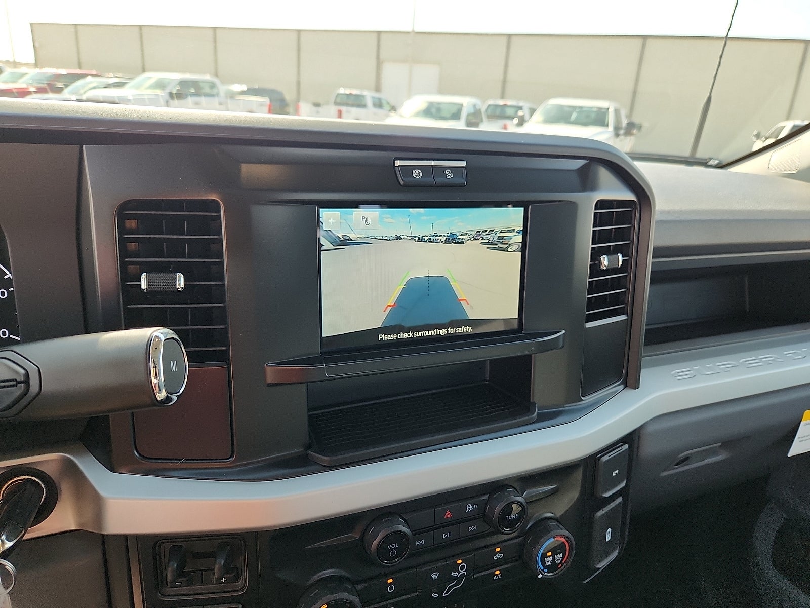 2027 Ford F-250SD XL