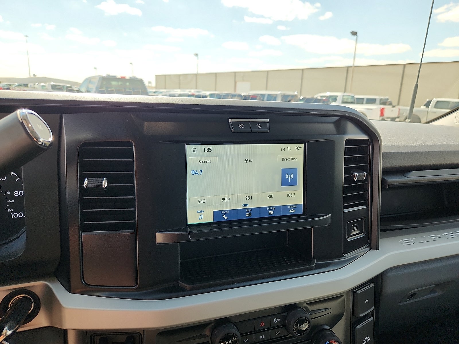 2027 Ford F-250SD XLT