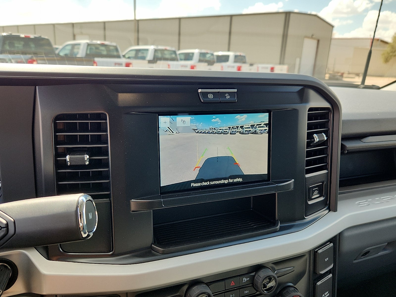 2027 Ford F-250SD XLT