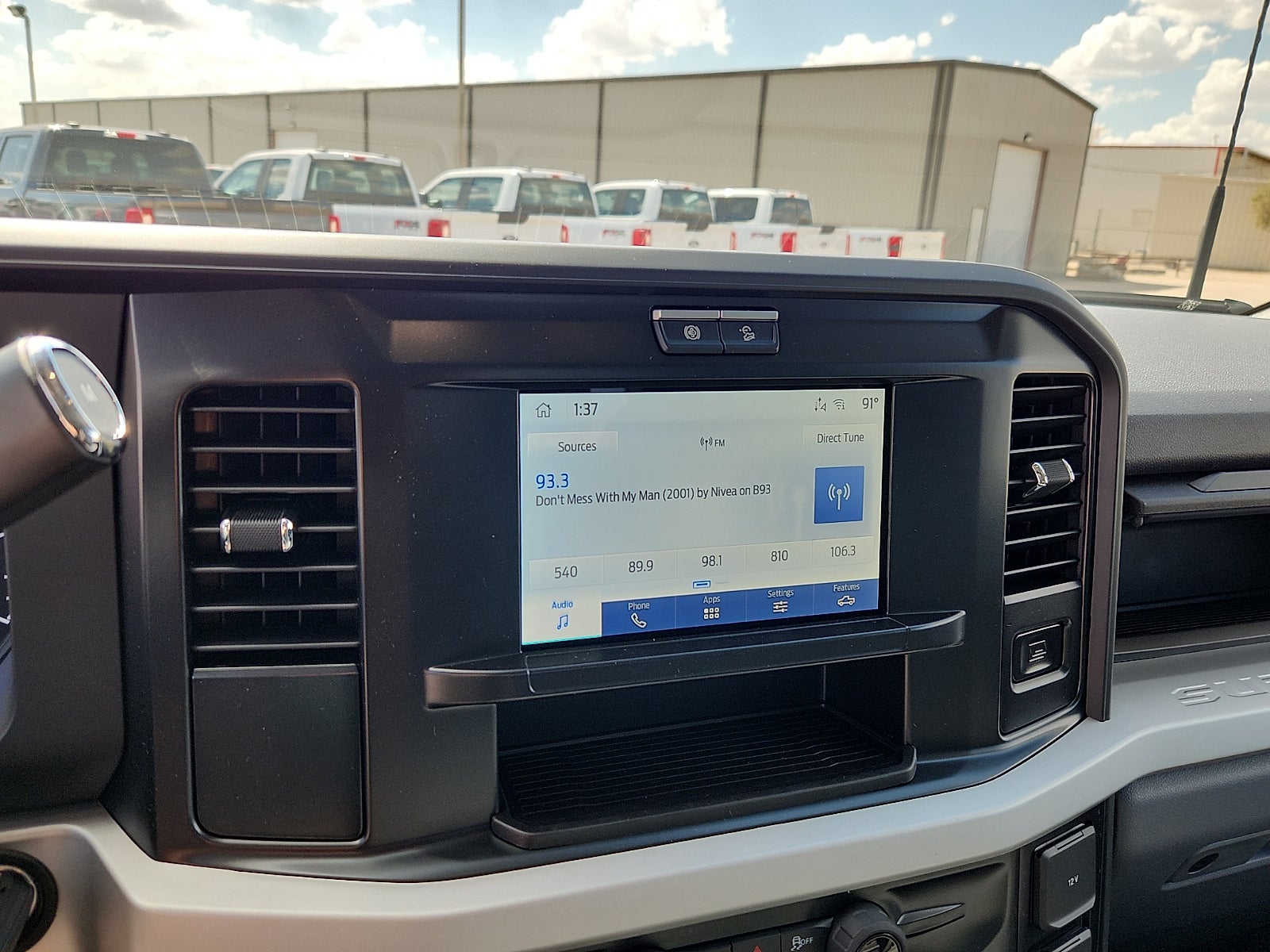 2027 Ford F-250SD XLT