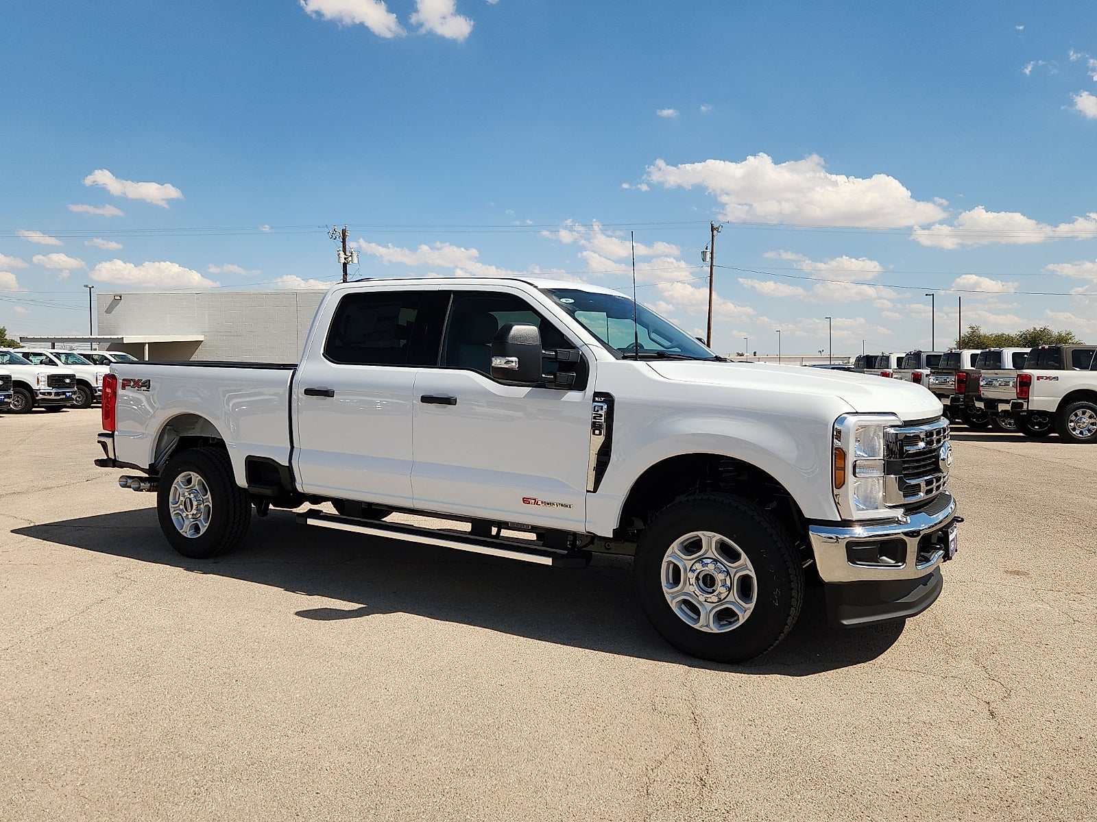2027 Ford F-250SD XLT
