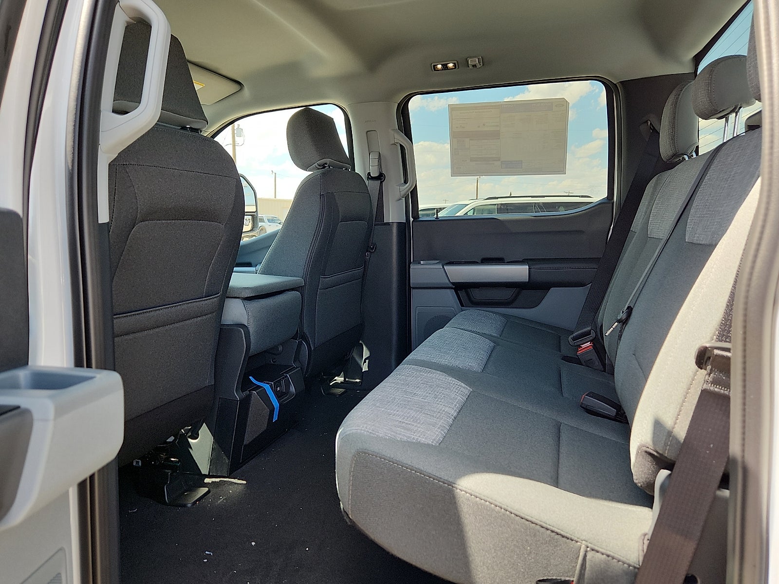 2027 Ford F-250SD XLT