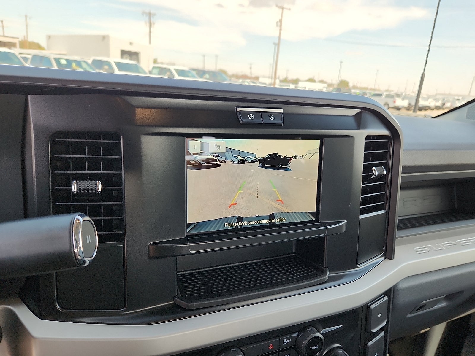 2027 Ford F-250SD XL