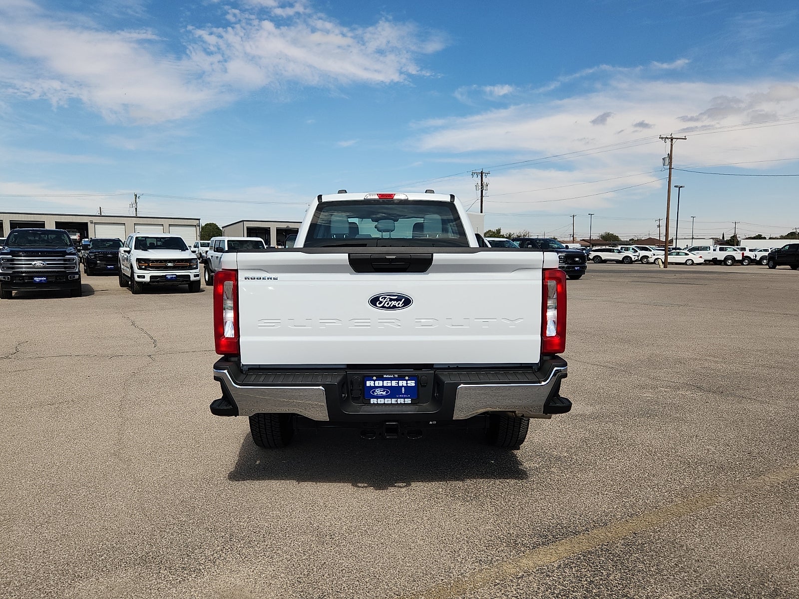 2027 Ford F-250SD XL