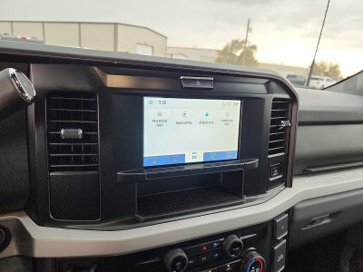 2027 Ford F-250SD XLT