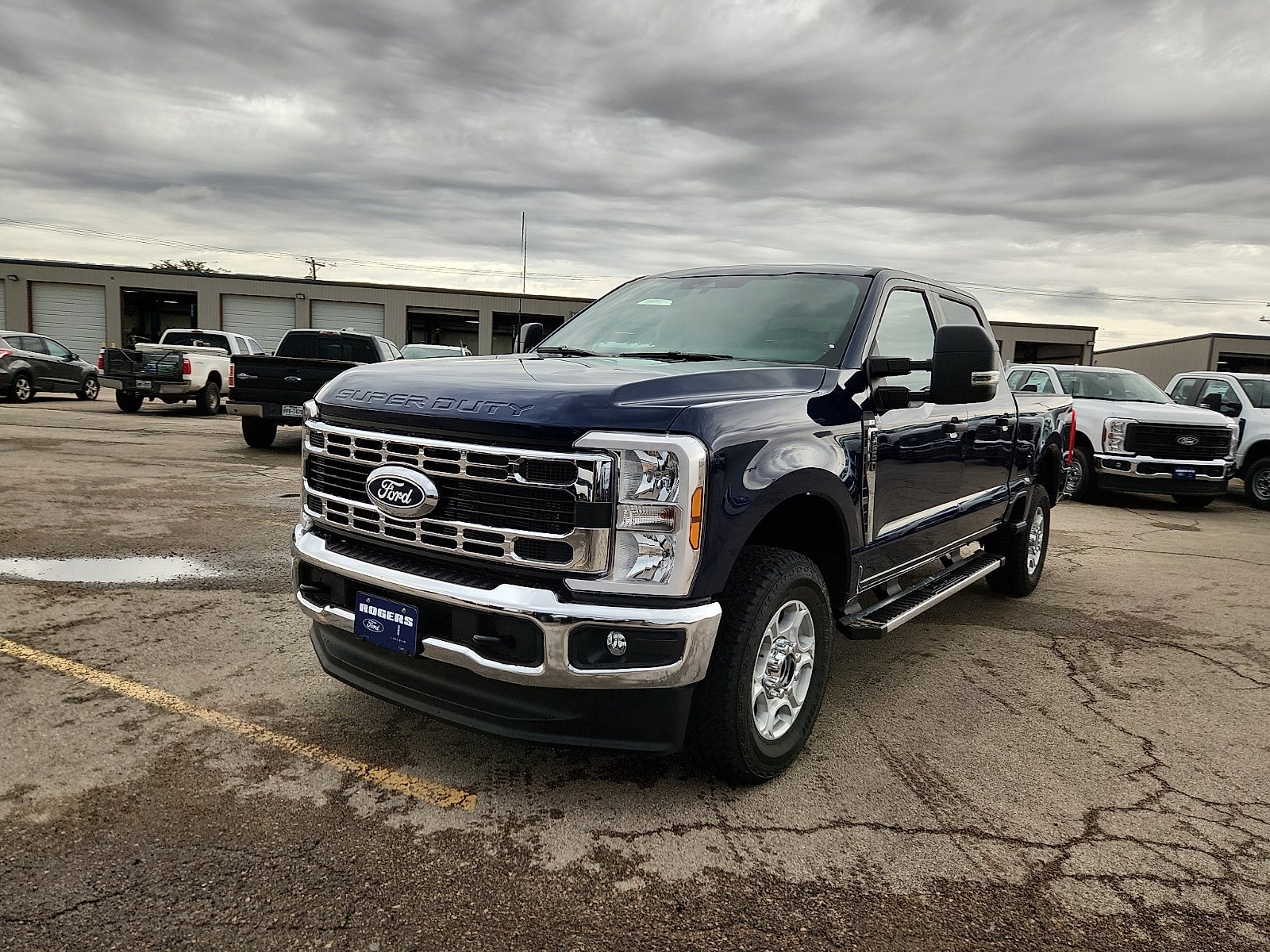 2027 Ford F-250SD XLT