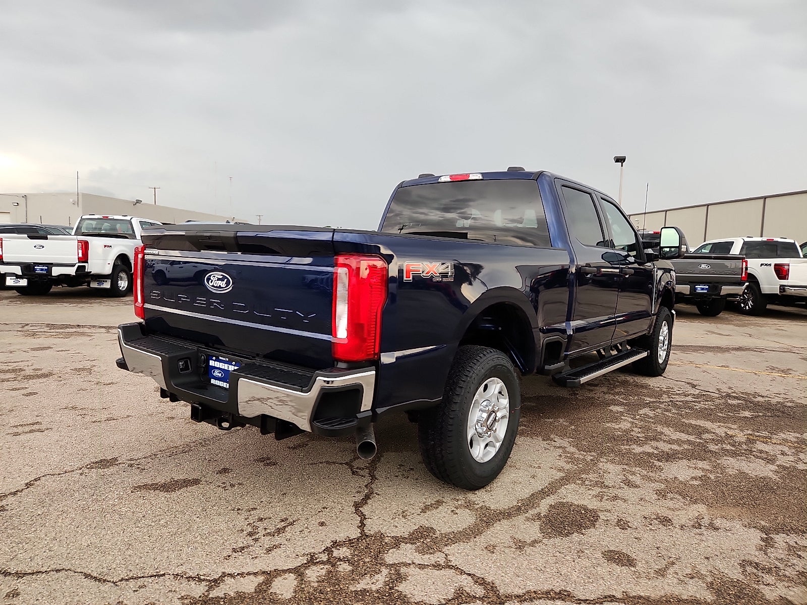 2027 Ford F-250SD XLT