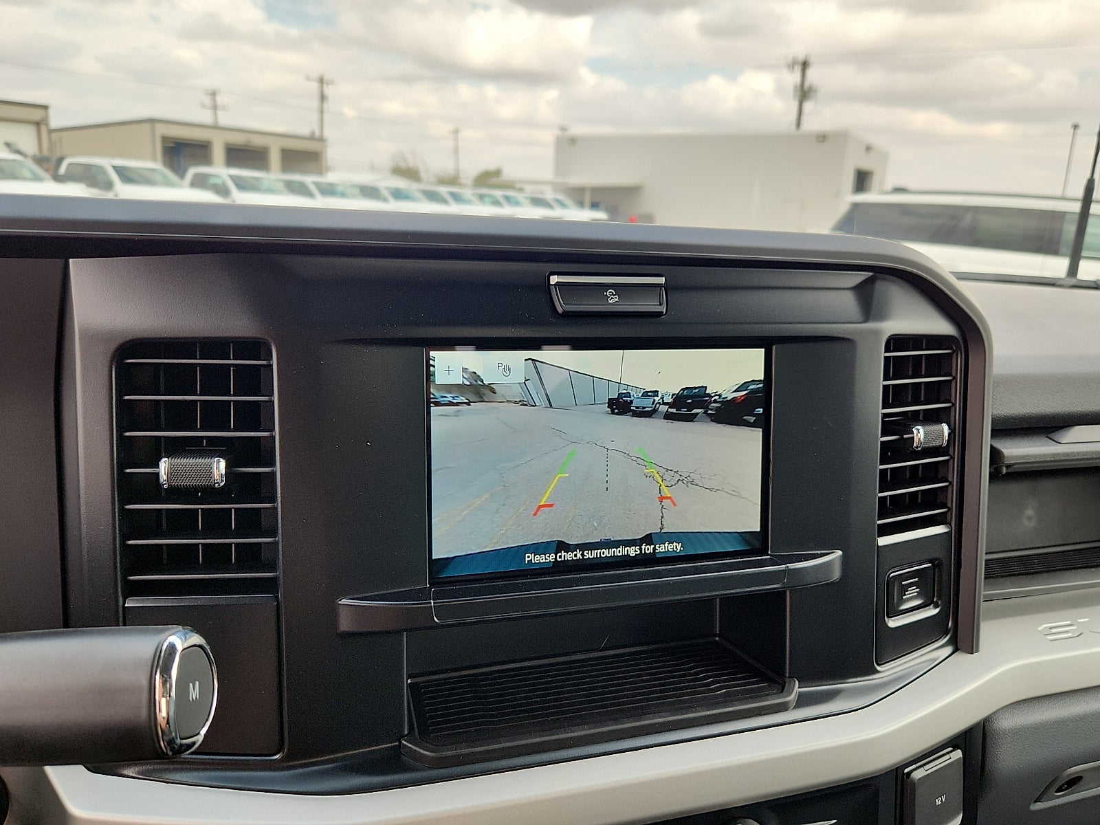 2027 Ford F-250SD XLT