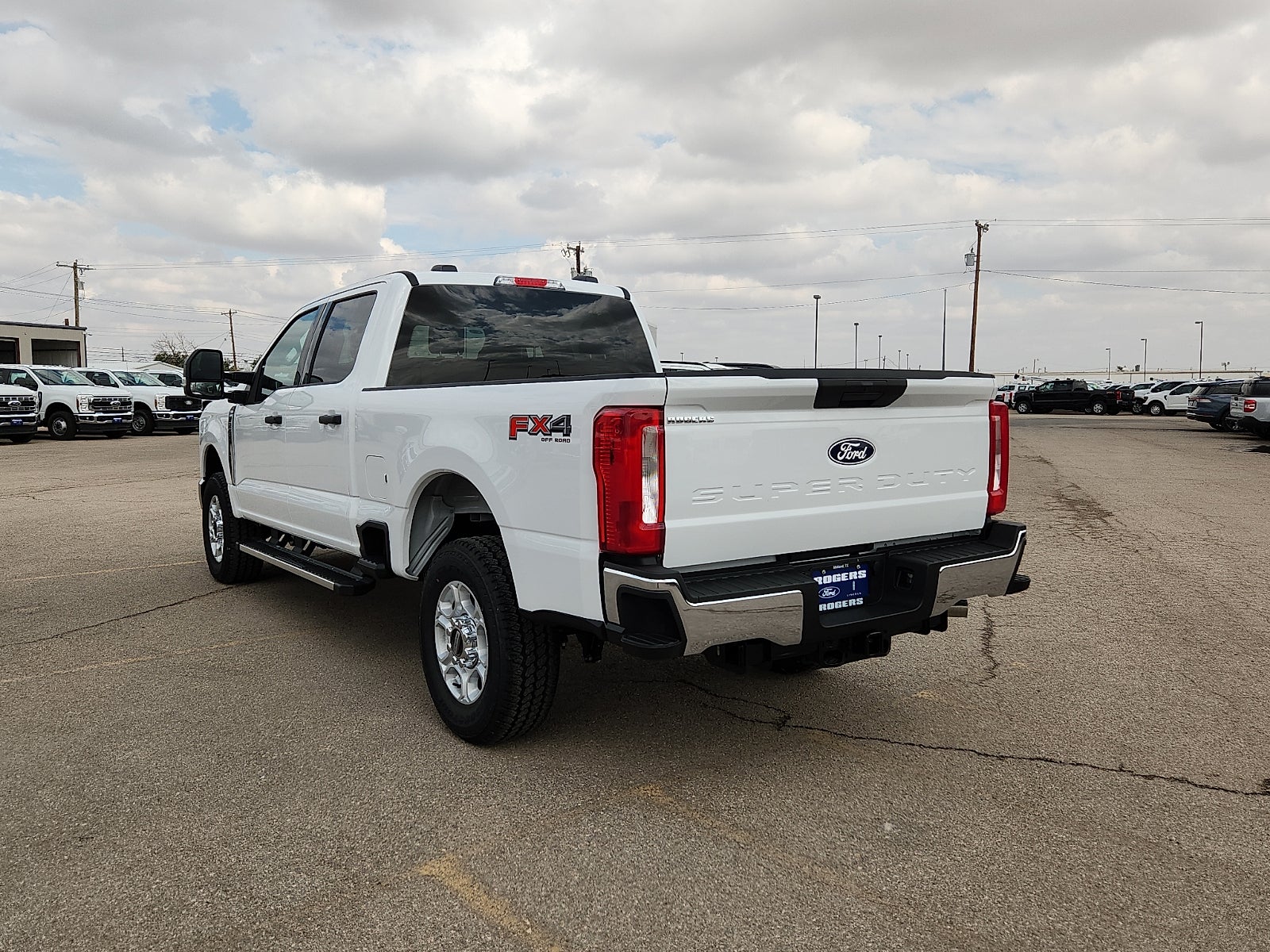 2027 Ford F-250SD XLT