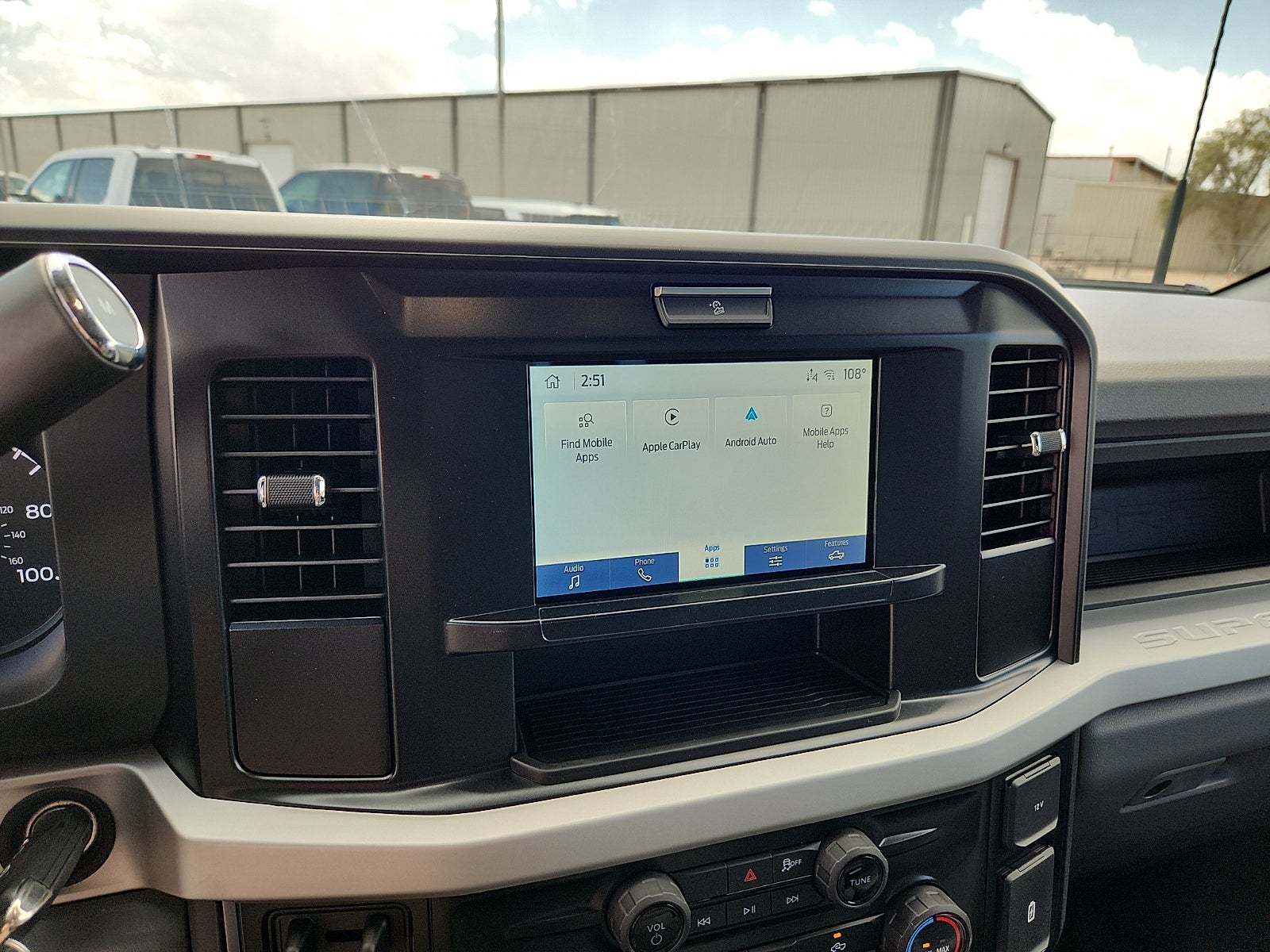 2027 Ford Super Duty F-250 SRW XL